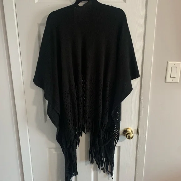 Ardène Throw - Picture 2 of 2